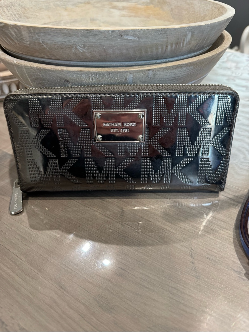 Michael Kors Logo Silver Zip Wallet